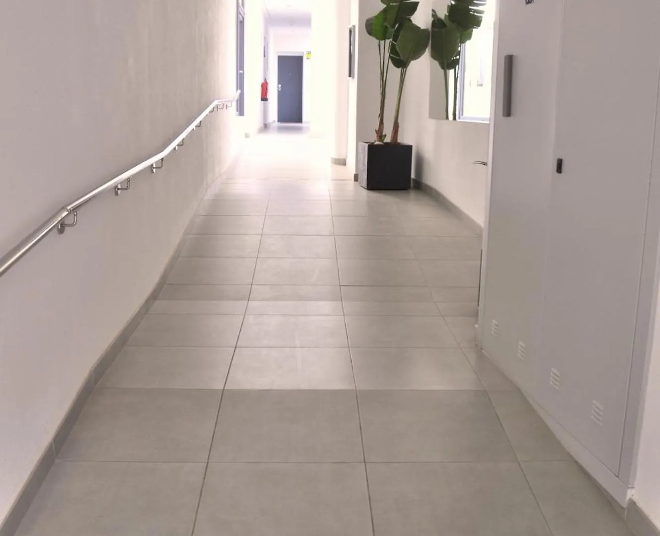 Valinor Apartments Boliches 丰希罗拉